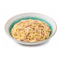 Onze pasta carbonara bestaat uit ui,ham in huisgemaakte roomsaus.